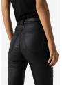 PANTALON ZOE ENCERADO NEGRO